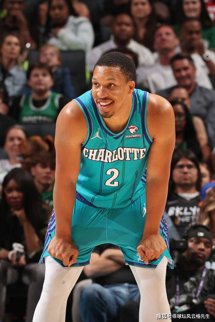 亚博体育-塔图姆连续二十场比赛得分超过关键助攻，塞尔维亚队挑战极限！的简单介绍