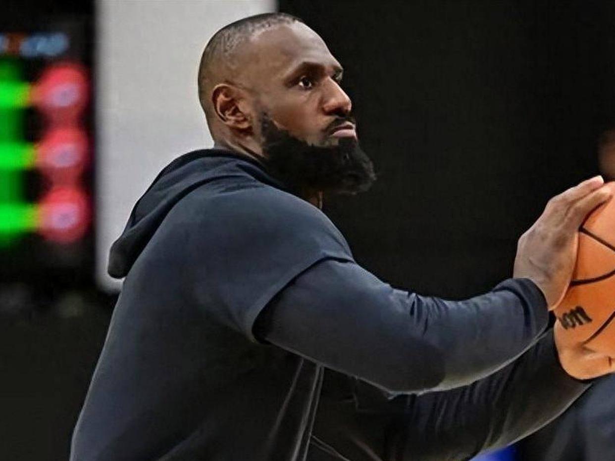 亚博-詹姆斯在快船比赛中回归赛场，高光表现引发热议！的简单介绍